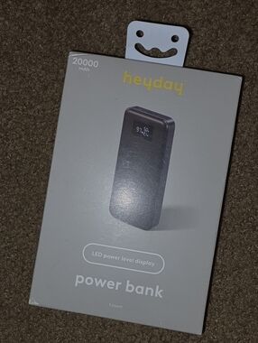 heyday Black Power Bank with LED Display on Box